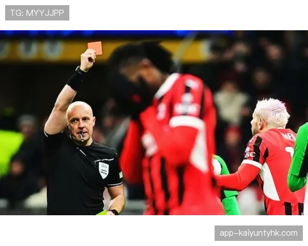 严重犯规判罚依据：红牌判定的关键条件